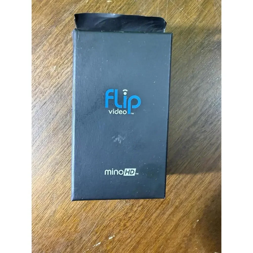 Cisco‎ Flip Video MinoHD M3160 4GB Digital Camcorder(1Hr Recording) - Opened Box